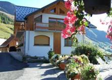 Une image contenant btiment, plein air, maison, plante

Description gnre automatiquement