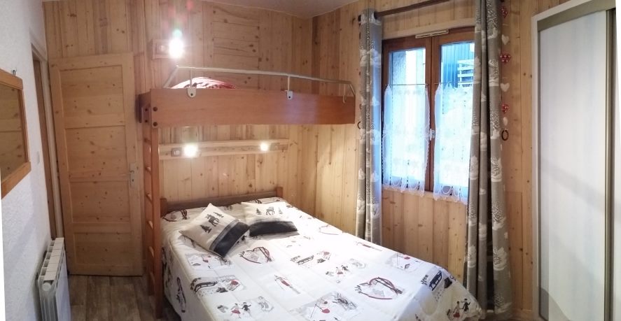 Description : Description : Description : Description : D:\Mesdocuments\Private\3- Chalet\site et image\images toutes\IMAGE christiania\F5 N°5 new 2014\F5 2e chambre 2 resize.jpg