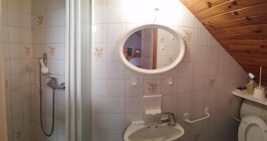 Description&nbsp;: Description&nbsp;: D:\Mesdocuments\Private\3- Chalet\site et image\images toutes\IMAGE christiania\F5 N&deg;5 new 2014\f5 2nd salle de bain.jpg